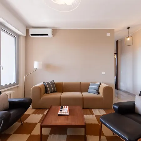 Apartamento Skyline View - Design - Bicocca Metro *
